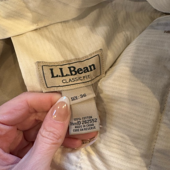 L.L. Bean Men's Khaki Chinos - Picture 5 of 5